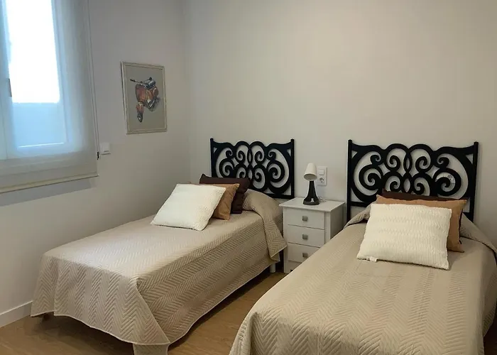 Super Oferta Navidades Y Reyes En La Playa Apartamento Pie De Playa Yellow, Un Lujo, Totalmente Nuevo Tambien Para Tu Mascota